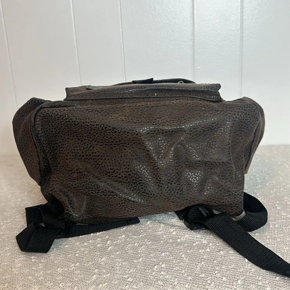 Vintage FRIENDS Warner Bros Diet Coke Pebbled Leather Backpack Back Pack